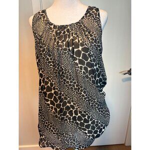 Larsen Gray Black & Ivory Animal Print Sleeveless Blouse Size M